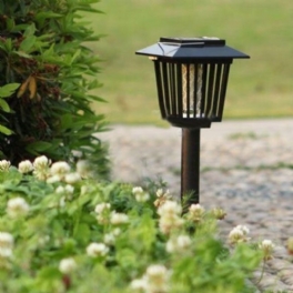 Solar Powered Mygga Pest Zapper Lykta Led Lamp Light