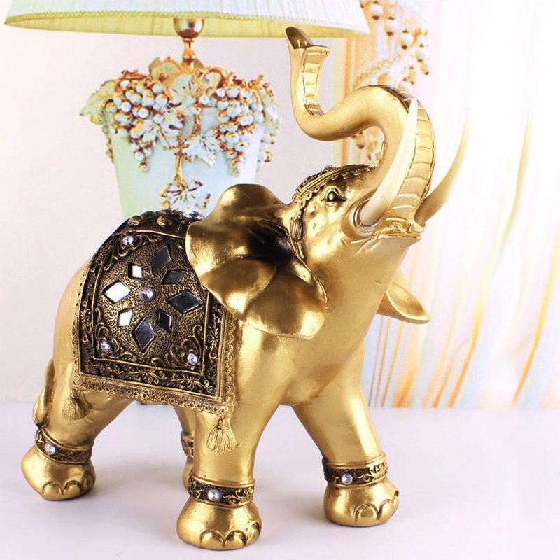 Lucky Charm Fengshui Mascot Golden Elephant Resin Mini Staty Hem Skrivbord Ornament Presenter Hemdekorationer