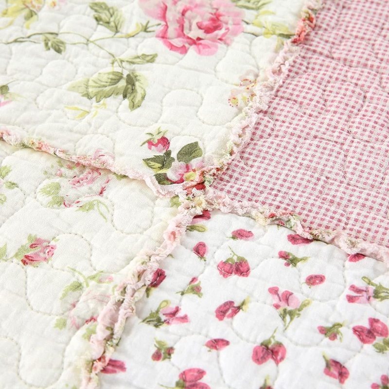 3 St Queen Size Täcke Set Farmhouse Rose Blommig Sängkläder Sängöverkast Set Romantiskt Små Blommor Patchwork Lätt Quilt Set