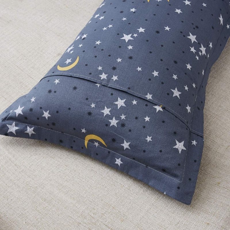 Barnkuddar Shams Set Om 2 Standardstorlek 100 % Bomull Space Galaxy-tema Dekorativa Kuddfodral