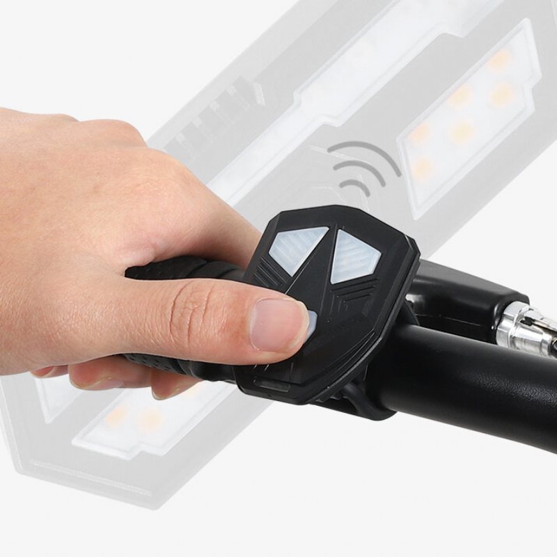 West Biking Smart Bike Light Trådlös Fjärrkontroll Rack Lampa Led Signal Bakljus Usb Cykel Uppladdningsbar Blinkande Baklykta