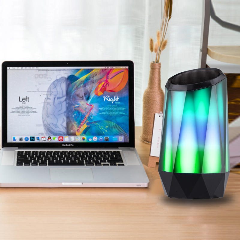 Bärbar Led Färgglad Ljus Bluetooth Högtalare Rgb-lampa Smart Trådlös Bättre Bas Musikspelare Cool