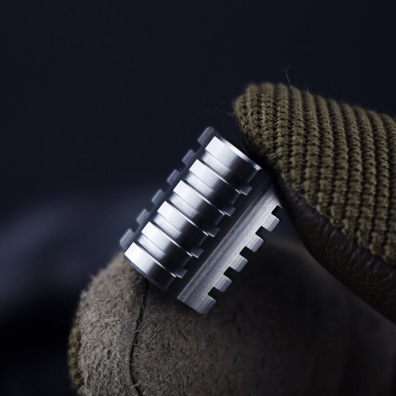 Titaner Titanium Beads Edc Självlysande Rep Sladd Bead Paracord Pendant Aldrig Rostig Kniv Utomhus Camping Klättring