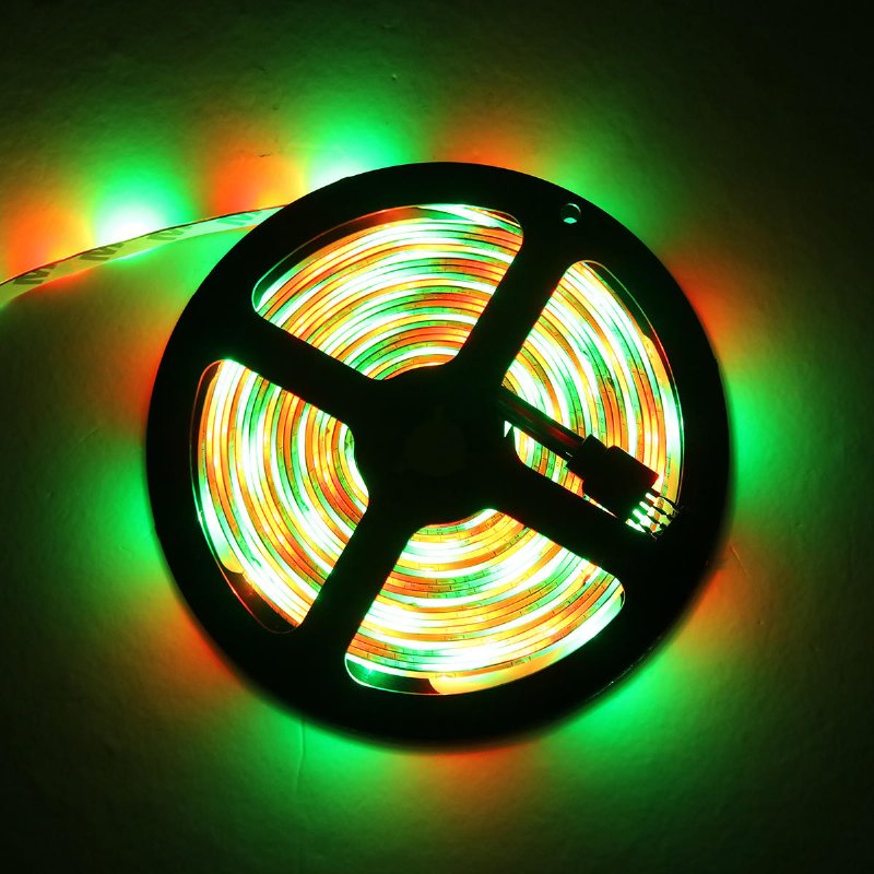 Dc12v 24w 2a 5m Vattentät Smd3528 Rgb Led Strip Lights Us Eu Strömadapter + 24 Nycklar Fjärrkontroll