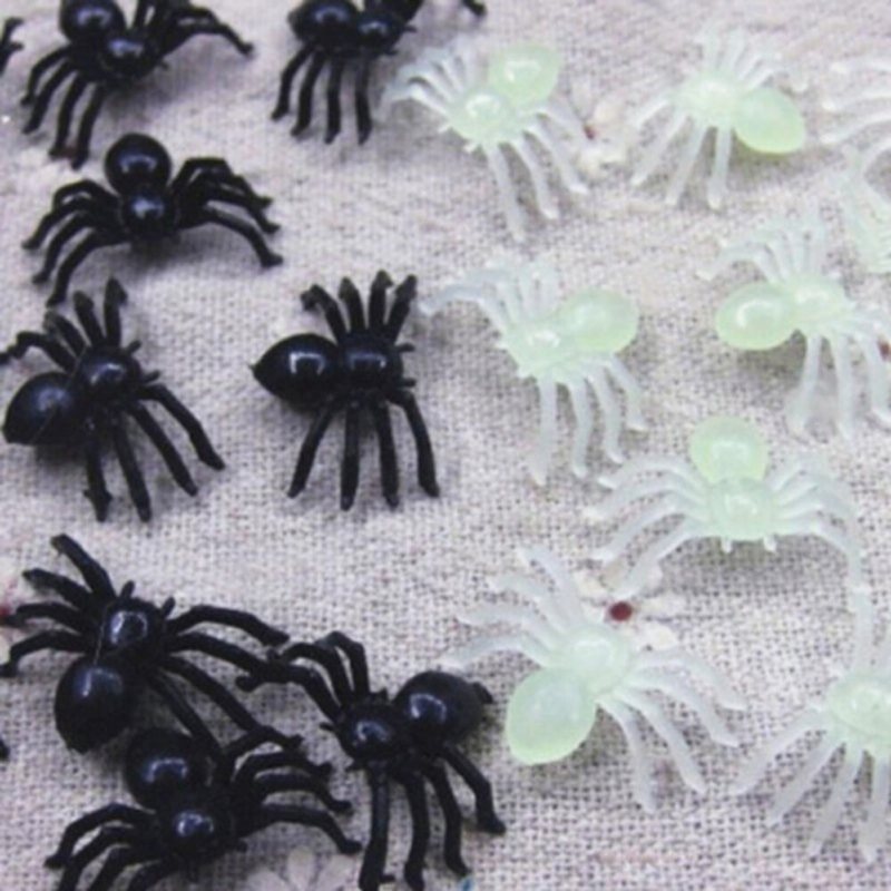 Svart/vit Lysande Spider Halloween Mini Plast Skämt Födelsedagsleksaker Realistisk Liten Diy-dekoration